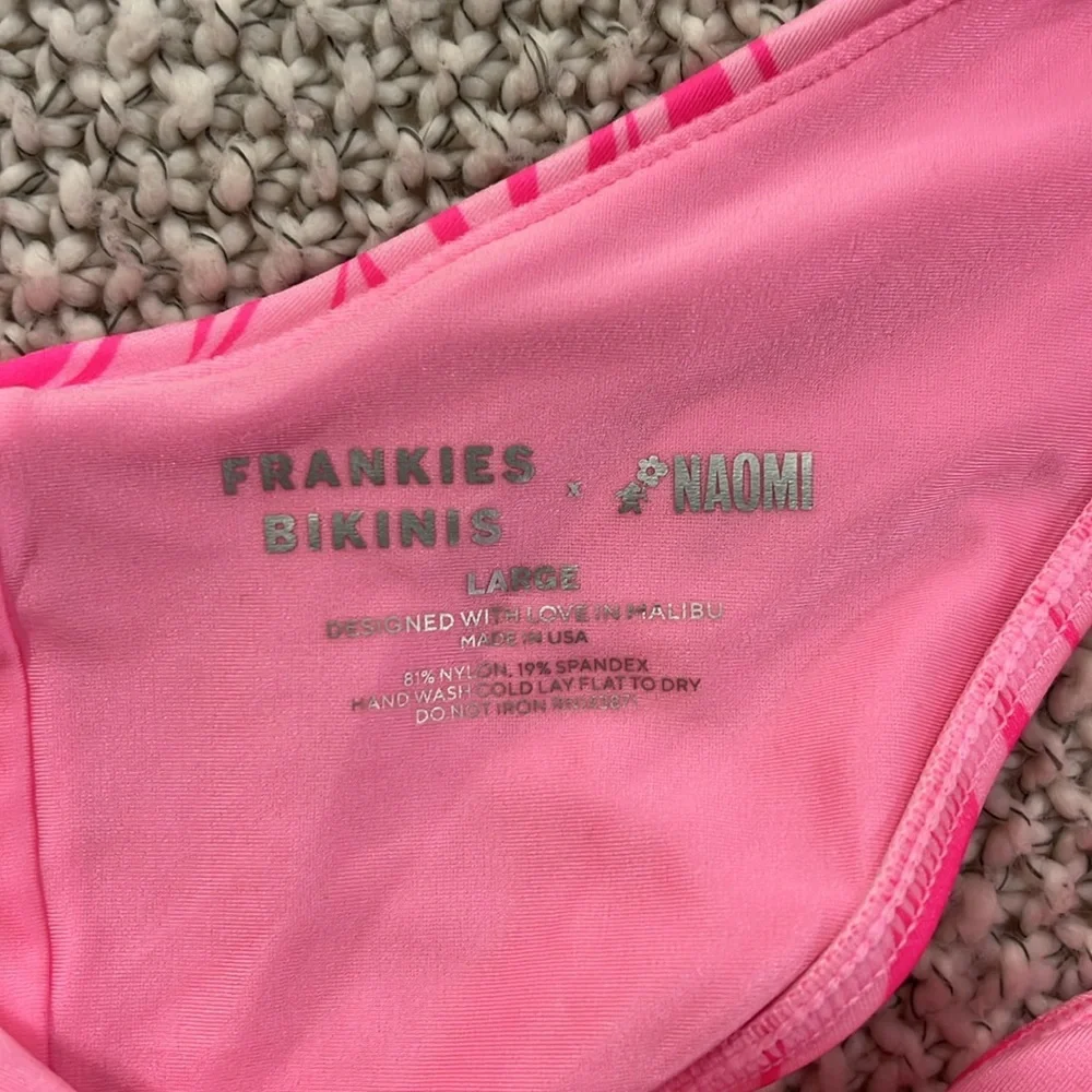 Frankies Bikinis Women Katarina Marble-Print Bikini Bottom, Size large